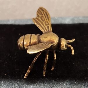 Vintage Brass Bee Figurine ✨ Desk Decor / Paperweight